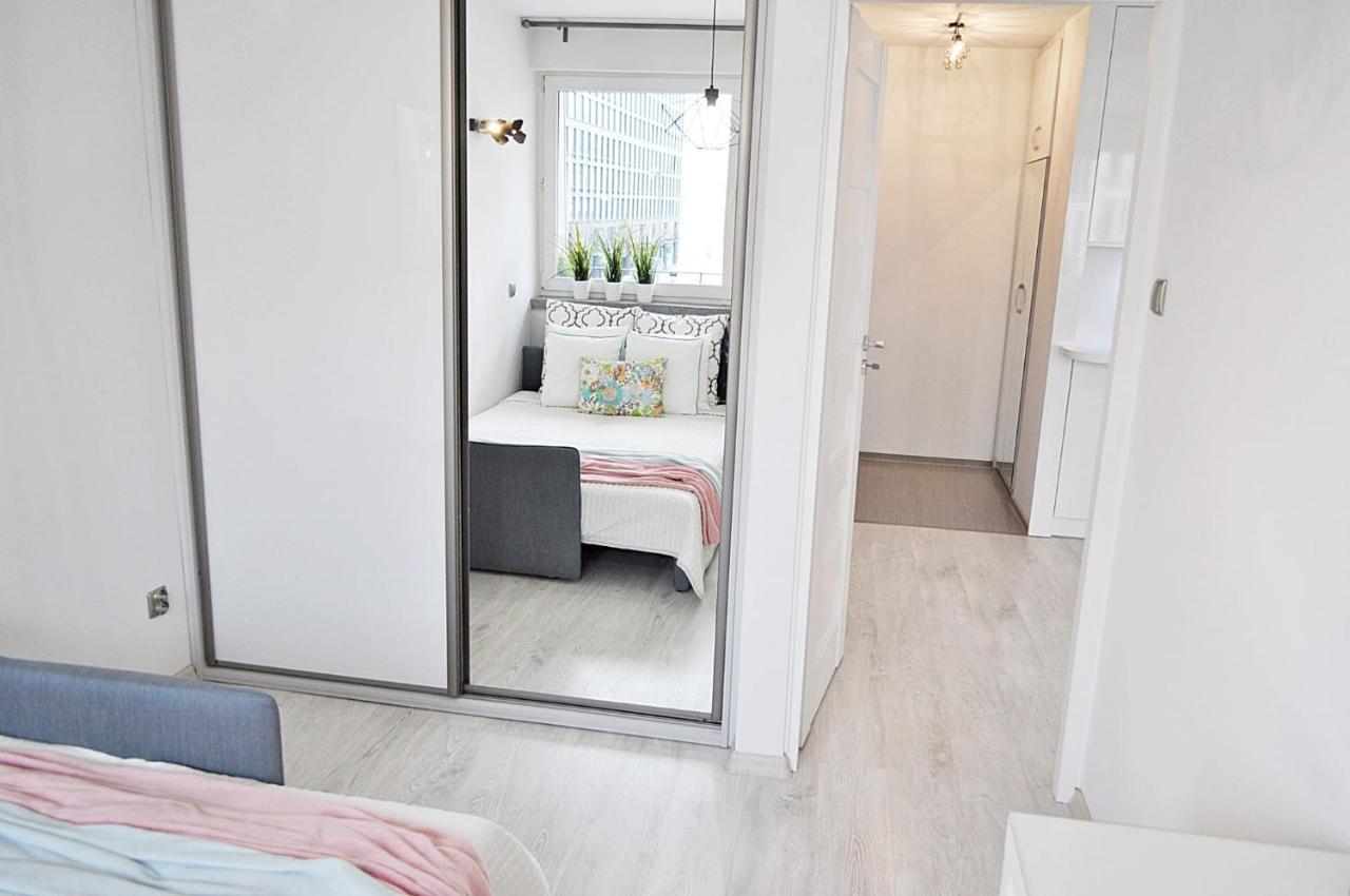 Golden View Apartment Варшава Екстериор снимка